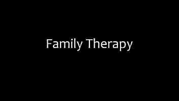 Dicker Stiefmuttersex in Miami - LaSirena69 - Familientherapie - Alex Adams